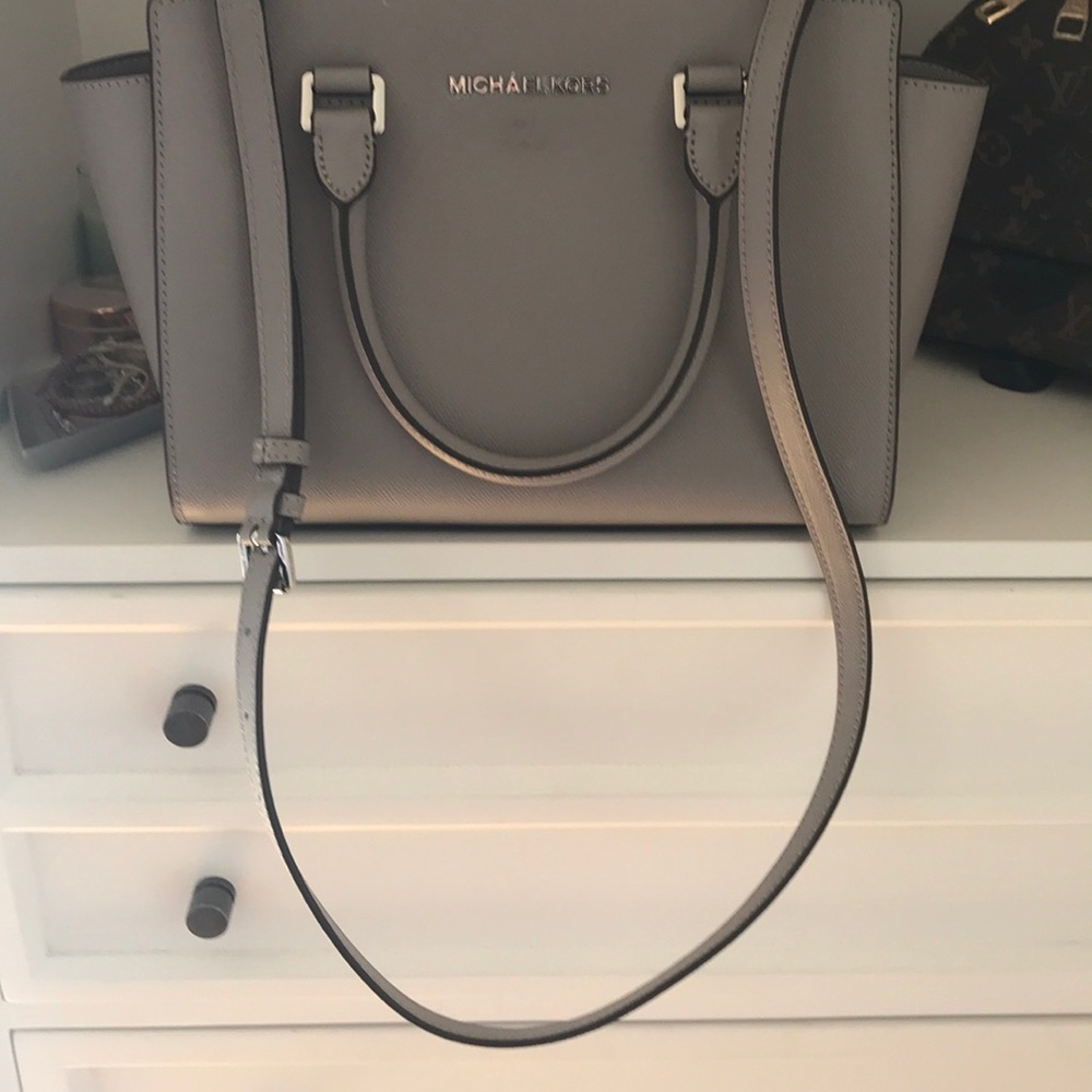 MICHAEL KORS SELMA MEDIUM SATCHEL - Picture 5 of 8